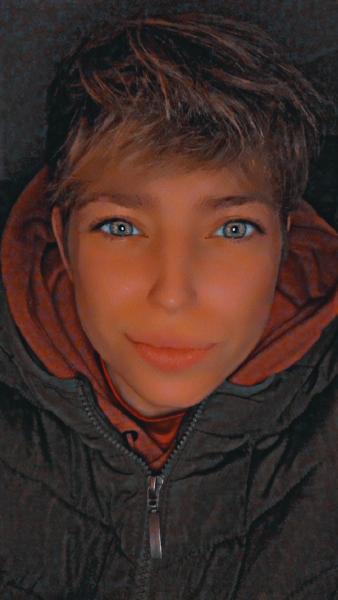 Cam