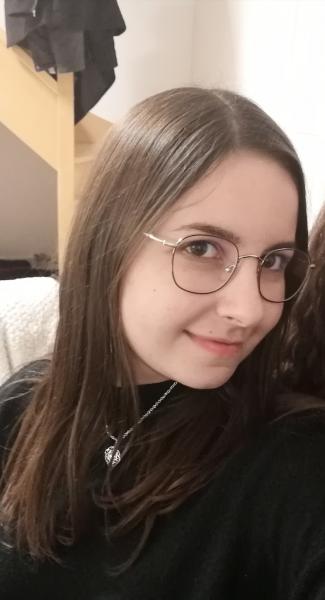 Ellyne
