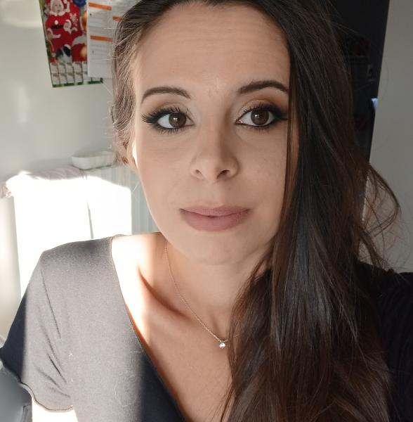 Simona
